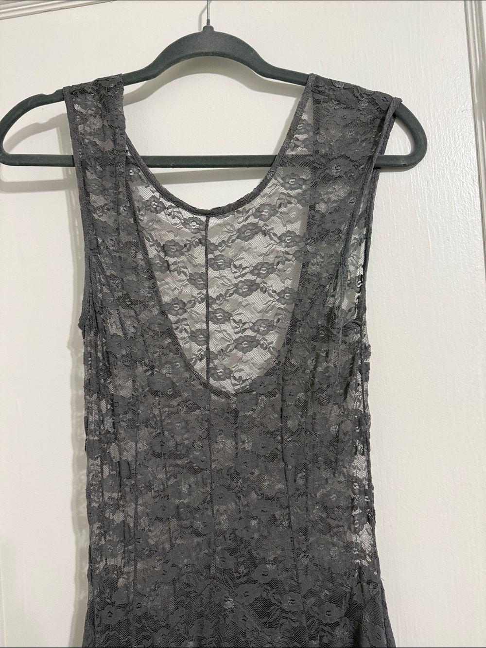 Women's Sleeveless Gray Lace High-Low Dress - Picture 2 of 8
